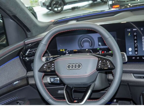 2026 Audi Q7 III (G8), чёрный, 12790000 рублей - вид 5