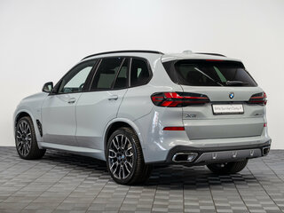 2025 BMW X5 40d IV (G05/G18) Рестайлинг, серый, 12990000 рублей, вид 4