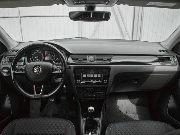 2018 Skoda Rapid I Рестайлинг, оранжевый, 1250000 рублей - вид 9