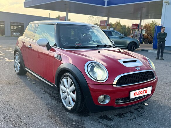 2009 Mini Hatch Cooper II (R56), красный, 680000 рублей - вид 4