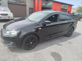 2014 Volkswagen Polo V, чёрный, 1100000 рублей, вид 4