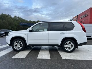 2011 Nissan X-Trail II Рестайлинг, белый, 1425000 рублей, вид 4
