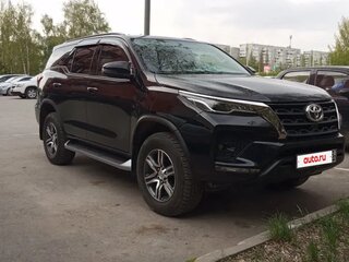 2021 Toyota Fortuner II Рестайлинг, чёрный, 5000000 рублей, вид 5
