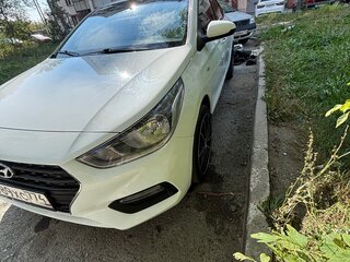 2019 Hyundai Solaris II, белый, 1130000 рублей, вид 3
