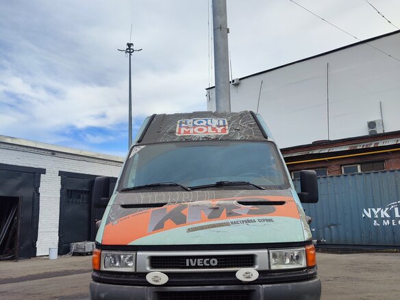 2004 Iveco Daily, зелёный, 700000 рублей