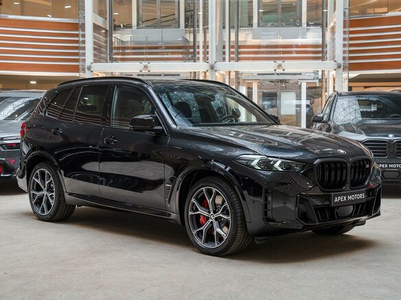 2026 BMW X5 M60i IV (G05/G18) Рестайлинг, чёрный, 18490000 рублей - вид 2