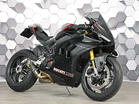 2021 Ducati Panigale V4, чёрный, 2599000 рублей, вид 1