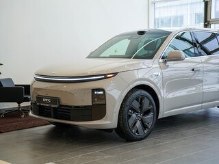 2025 Li Auto (Lixiang) L6 I, серебристый, 7390000 рублей, вид 2