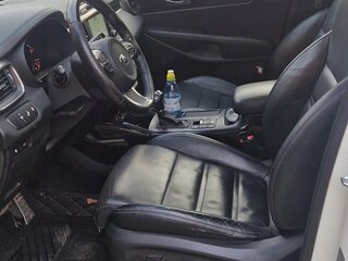 2017 Kia Sorento III Prime Рестайлинг, белый, 2200000 рублей, вид 4