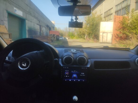 2012 Renault Logan I Рестайлинг, серый, 240000 рублей - вид 2