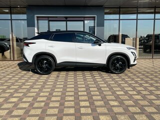 2024 Omoda C5 I, белый, 1380000 рублей, вид 4