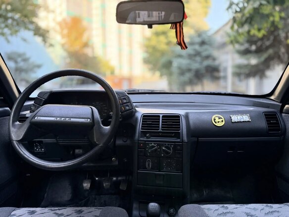 2005 Lada (ВАЗ) 2111 21112, серый, 550000 рублей - вид 17