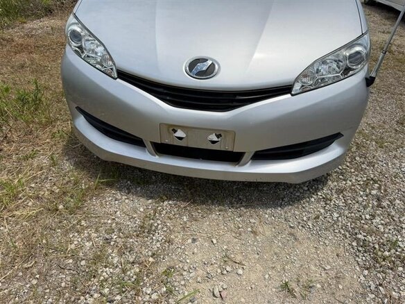 2011 Toyota Wish II, серебристый - вид 3