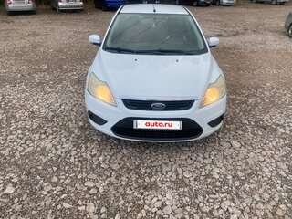 2010 Ford Focus II Рестайлинг, белый, 500000 рублей, вид 2
