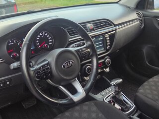 2019 Kia Rio X-Line IV, серый, 1700000 рублей, вид 3