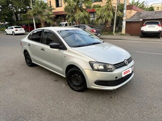 2011 Volkswagen Polo V, серебристый, 400000 рублей, вид 3