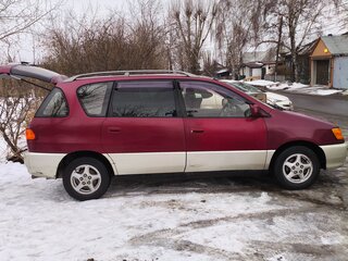 1998 Toyota Ipsum I (M10), красный, 501000 рублей, вид 4