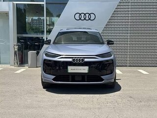 2025 Audi Q6L e-tron, серый, 6200333 рублей, вид 2