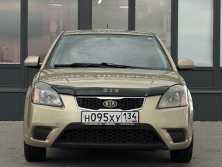 2009 Kia Rio II Рестайлинг, золотистый, 690000 рублей, вид 3