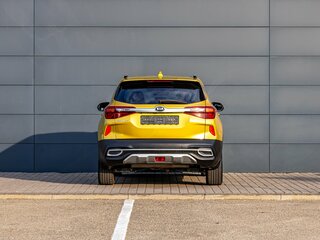2020 Kia Seltos I, жёлтый, 2320000 рублей, вид 5