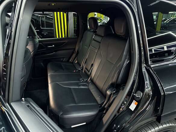 2025 Lexus LX 600 IV, чёрный - вид 39