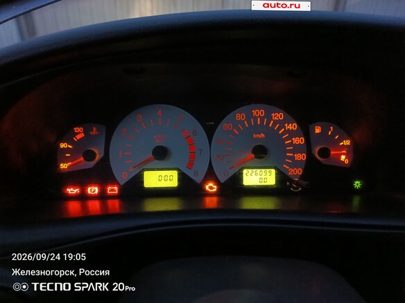 2006 Chevrolet Niva I, серый, 390000 рублей - вид 4