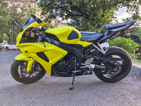 2004 Honda CBR 1000 RR/RA Fireblade, жёлтый, 550000 рублей, вид 2