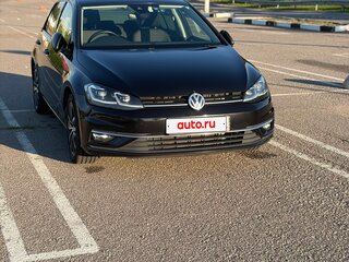 2018 Volkswagen Golf VII Рестайлинг, чёрный, 1570000 рублей, вид 1