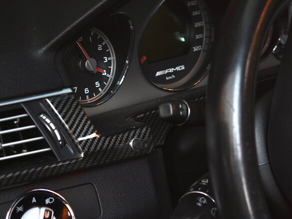 2010 Mercedes-Benz E-Класс AMG 63 AMG IV (W212, S212), чёрный, 2500000 рублей - вид 3