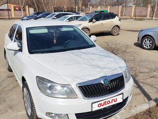 2011 Skoda Octavia II (A5) Рестайлинг, белый, 739000 рублей, вид 2