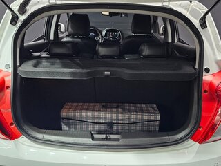 2022 Chevrolet Spark IV Рестайлинг, белый, 1075000 рублей, вид 5