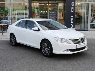 2014 Toyota Camry Japan Market VII (XV50), белый, 1350000 рублей, вид 3