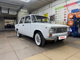 1980 Lada (ВАЗ) 2101, белый, 299000 рублей, вид 3