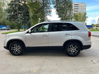 2016 Kia Sorento II Рестайлинг, серебристый, 1800000 рублей, вид 4