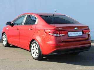 2016 Kia Rio III Рестайлинг, красный, 1035000 рублей, вид 4