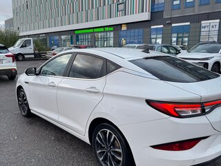2023 JAC J7 I, белый, 880000 рублей, вид 5