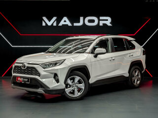 2020 Toyota RAV4 V (XA50), белый, 3120000 рублей, вид 1