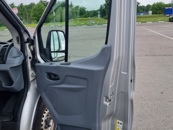 2018 Ford Transit, серебристый, 2250000 рублей - вид 10