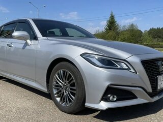 2022 Toyota Crown XV (S220), серебристый, 4150000 рублей, вид 5