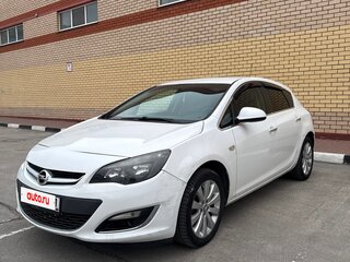 2013 Opel Astra J Рестайлинг, белый, 500000 рублей, вид 1