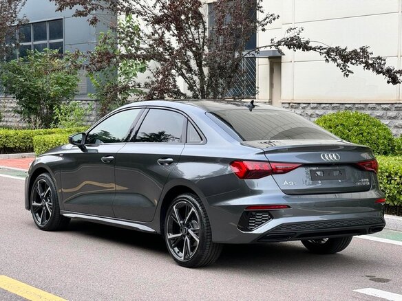 2023 Audi A3 35 TFSI Long IV (8Y), серый, 1990001 рублей - вид 3
