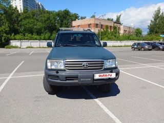 2004 Toyota Land Cruiser 100 Series Рестайлинг 1, зелёный, 1300000 рублей, вид 2