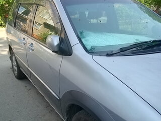 2002 Mazda MPV II (LW), серебристый, 400000 рублей, вид 4