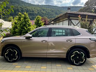 2024 Volkswagen Tiguan L Pro III (China Market), оранжевый, 4650000 рублей, вид 2