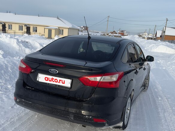 2012 Ford Focus III, чёрный, 450000 рублей - вид 2