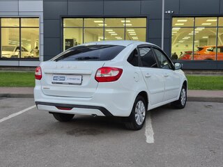 2020 Lada (ВАЗ) Granta I Рестайлинг, белый, 575000 рублей, вид 5