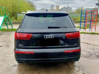 2018 Audi Q7 II (4M), чёрный, 3390000 рублей, вид 4