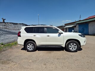 2020 Toyota Land Cruiser Prado 150 Series Рестайлинг 2, белый, 6100000 рублей, вид 5