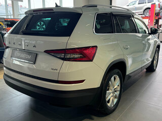 2020 Skoda Kodiaq I, белый, 2530000 рублей, вид 5