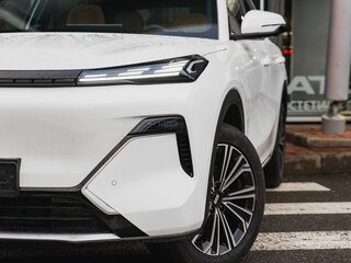 2026 Geely EX5 Гибрид EM-i, белый, 3935290 рублей, вид 5